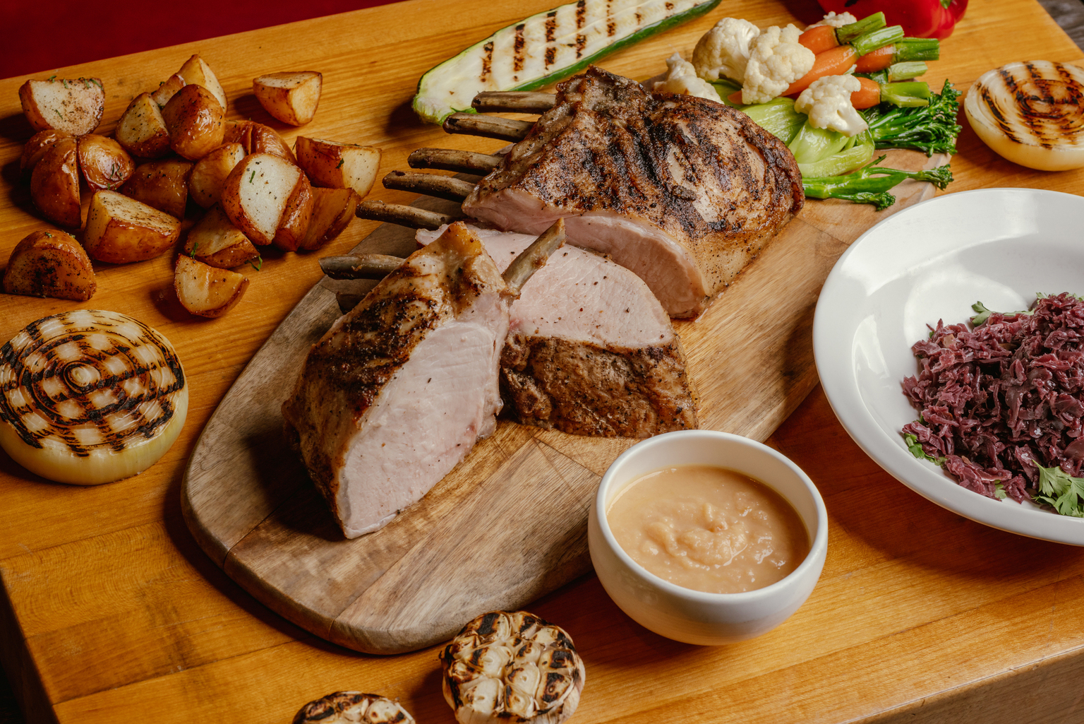 Roasted Rack of US Pork (3-4 persons) Roasted Rack of US Pork (3-4 persons)