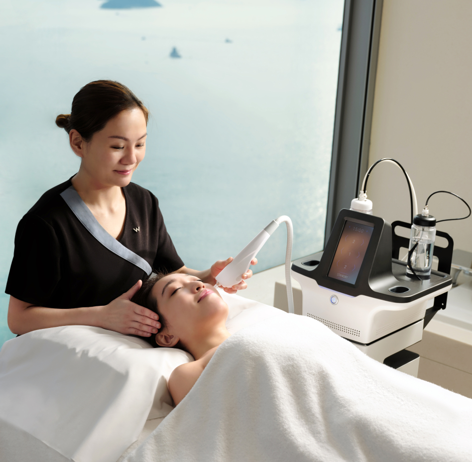 【ANNIVERSARY SALE 30% OFF】 30-minute 360° Rotating Pore Steep Clean System + Hong Kong's highest outdoor pool WET® & Harbor View Gym FIT® access