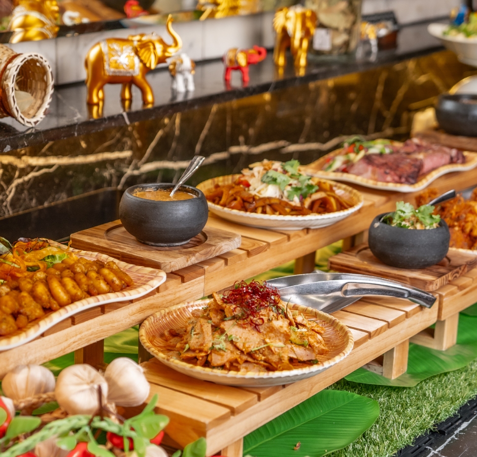 KITCHEN Dinner Buffet KITCHEN Dinner Buffet