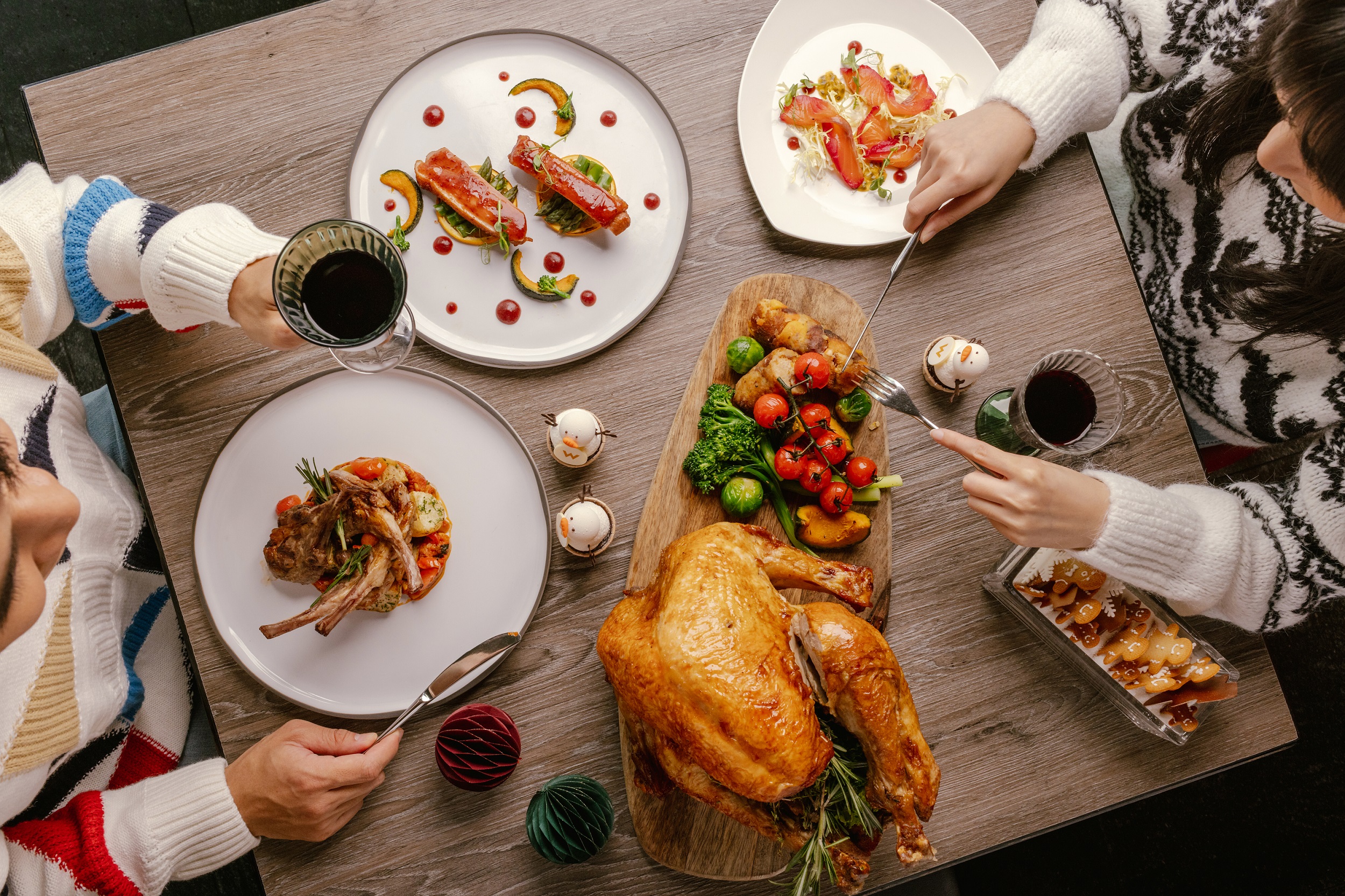 【DEC 24 to 26】WOOBAR Festive 3-course Lunch Set Delight with a glass of Moët & Chandon 【DEC 24 to 26】WOOBAR Festive 3-course Lunch Set Delight with a glass of Moët & Chandon