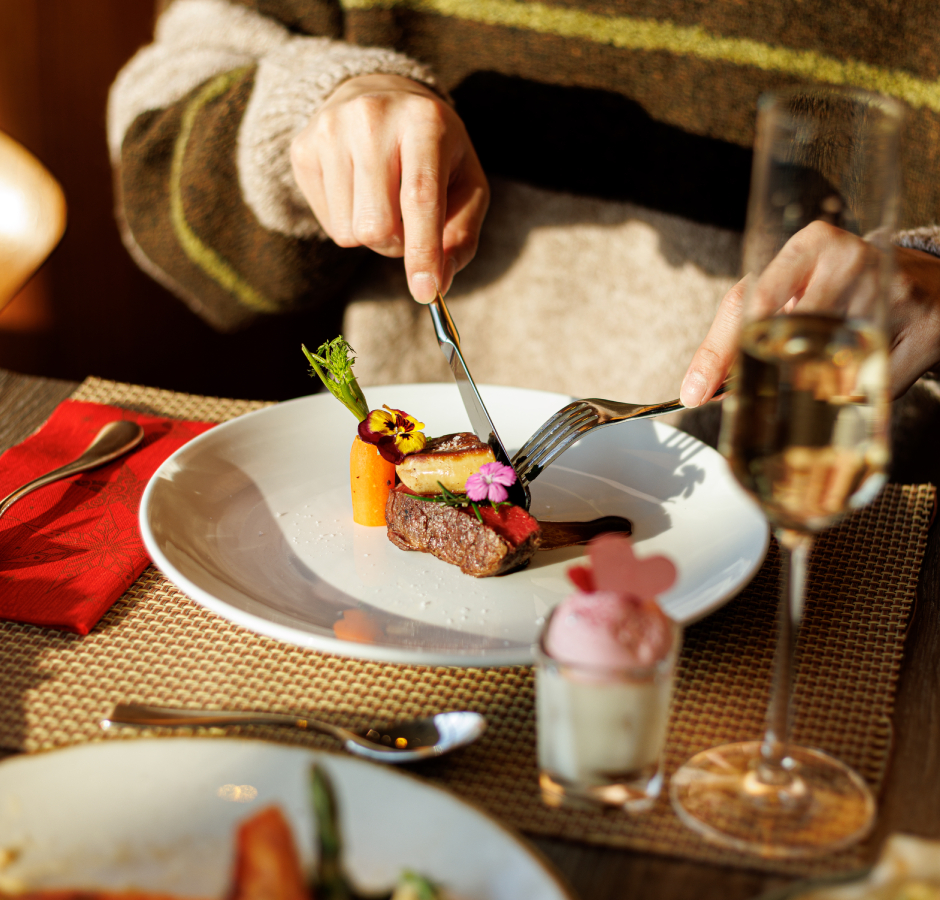 KITCHEN Valentine's Day Lunch Buffet