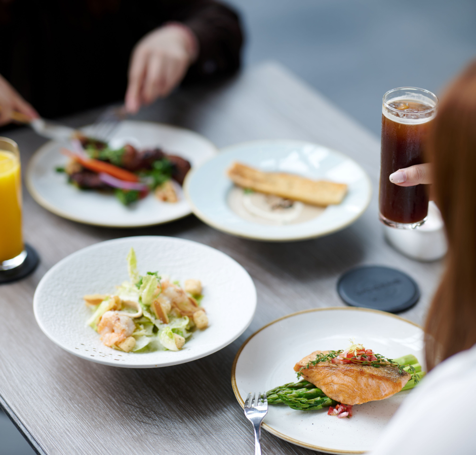 【Up to 50% Off | Mother's Day Exclusive】WOOBAR Set Lunch Delight with a glass of selected Champagne 