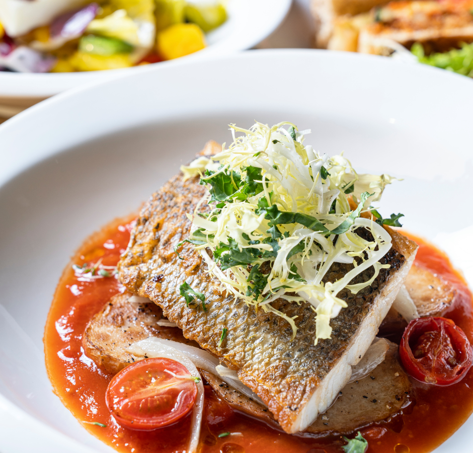 【Up to 50% Off | Father's Day Exclusive】WOOBAR Set Lunch Delight with a glass of selected Champagne or Special Mocktail 
